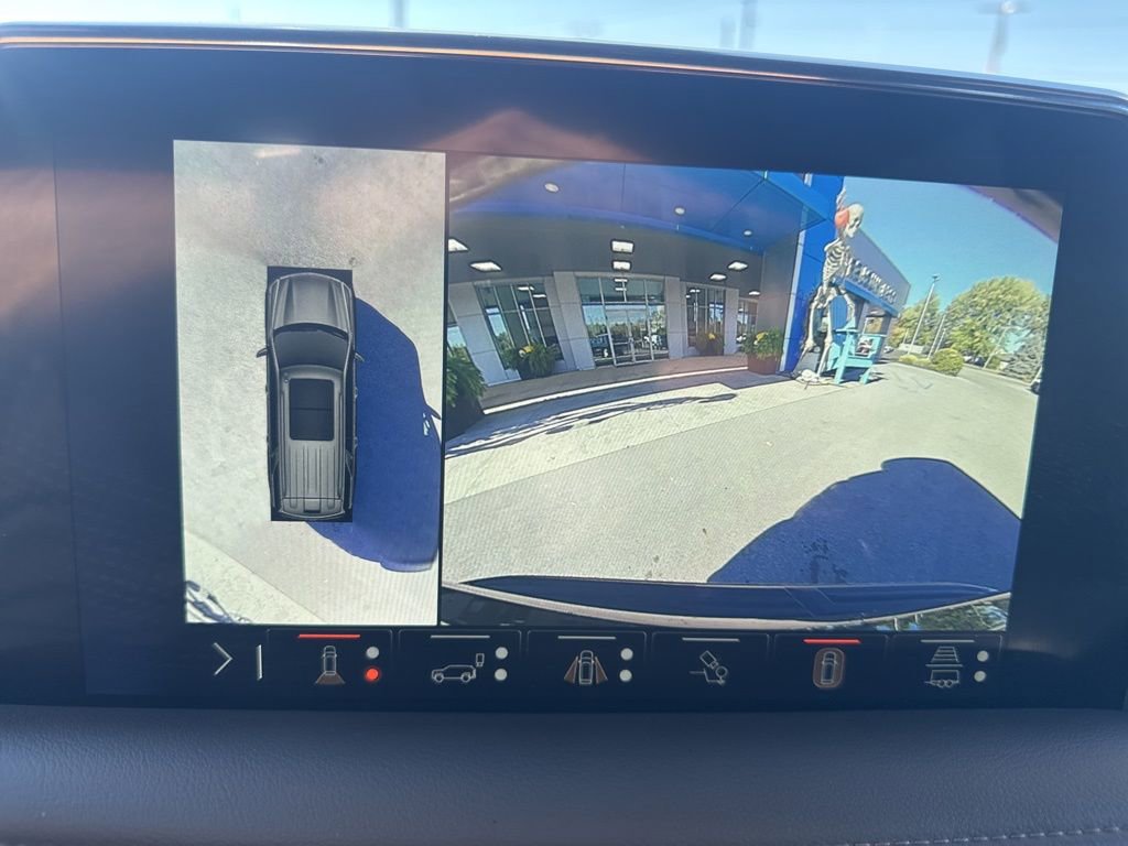 Used 2024 Chevrolet Suburban High Country w/ Premium Package image 44