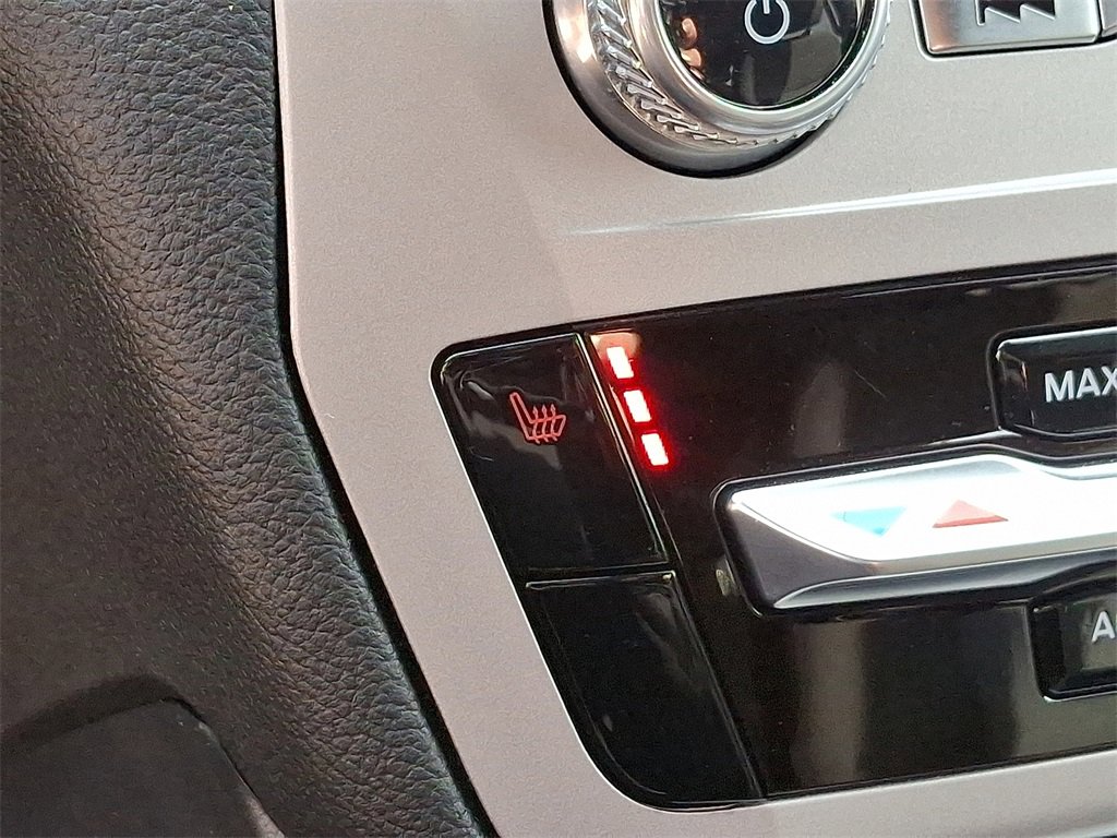 Used 2023 Ford Explorer XLT image 24