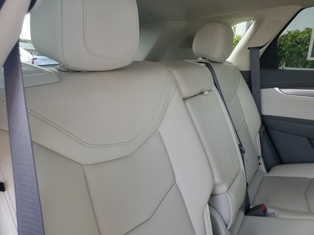 Certified 2023 Cadillac XT5 Premium Luxury w/ Technology Package FWD image 25