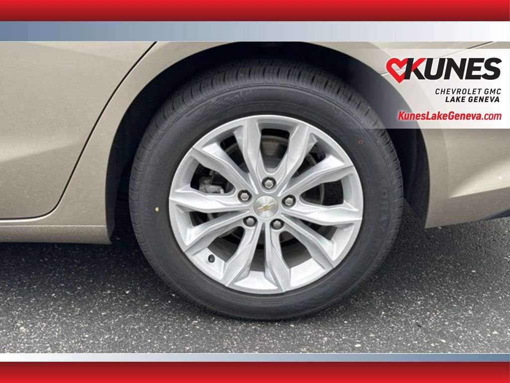 Used 2025 Chevrolet Malibu LT FWD image 13