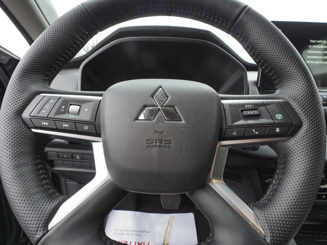 New 2026 Mitsubishi Outlander SE AWD/4WD image 18