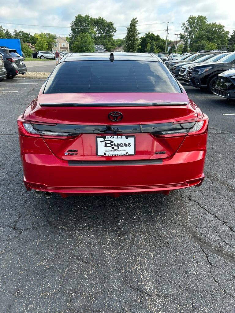 Used 2025 Toyota Camry XSE AWD/4WD image 4