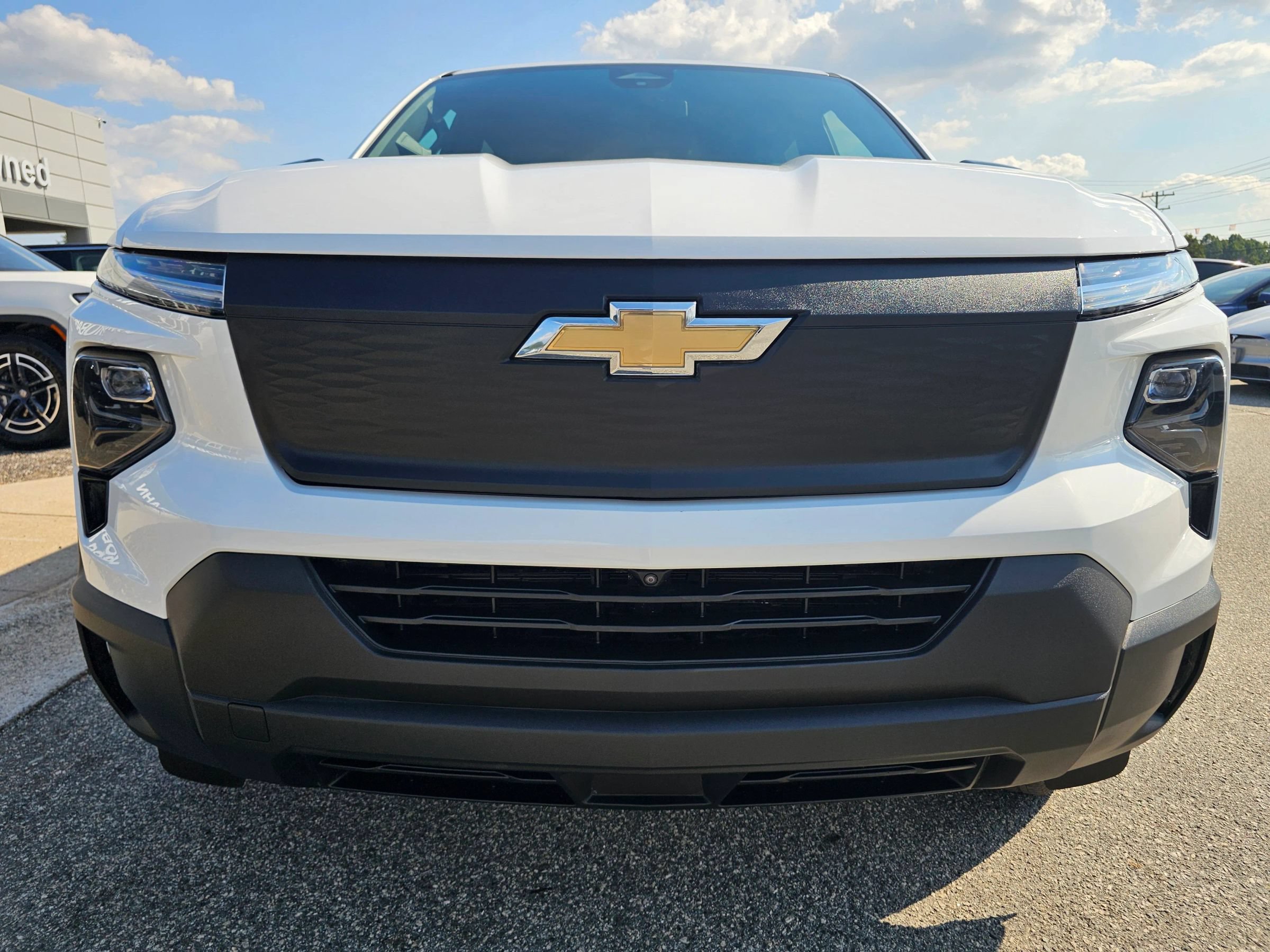 Used 2024 Chevrolet Silverado EV W/T AWD/4WD image 8