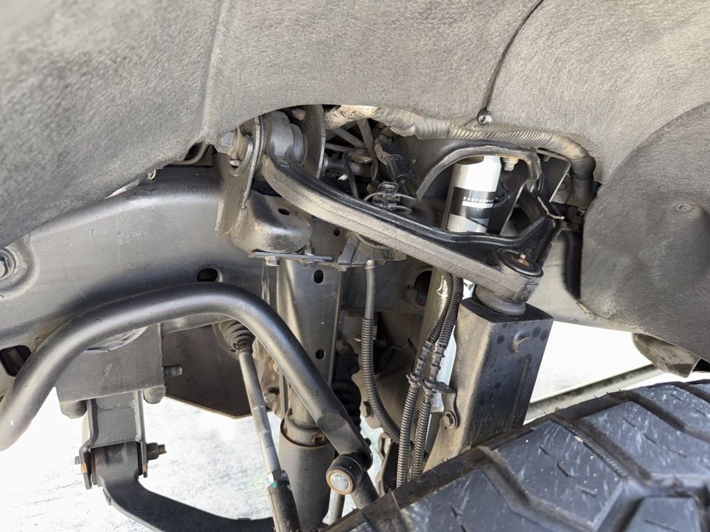 Used 2023 GMC Sierra 3500 Denali w/ Denali Black Diamond Edition image 18