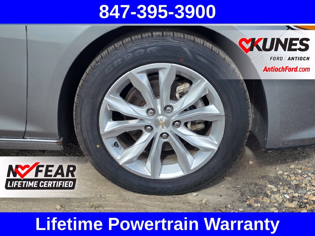 Used 2024 Chevrolet Malibu LT FWD image 12