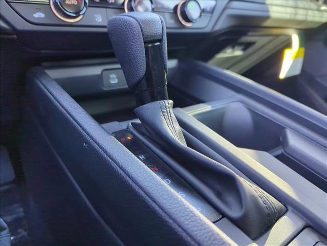 Certified 2025 Honda Accord SE image 9
