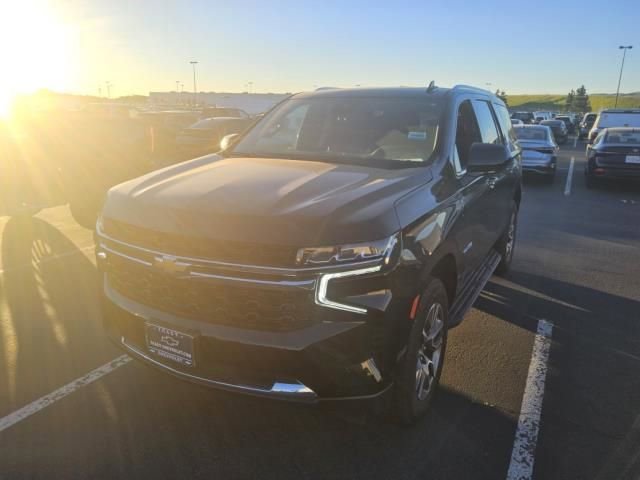 Used 2024 Chevrolet Tahoe LS w/ Driver Alert Package AWD/4WD image 3