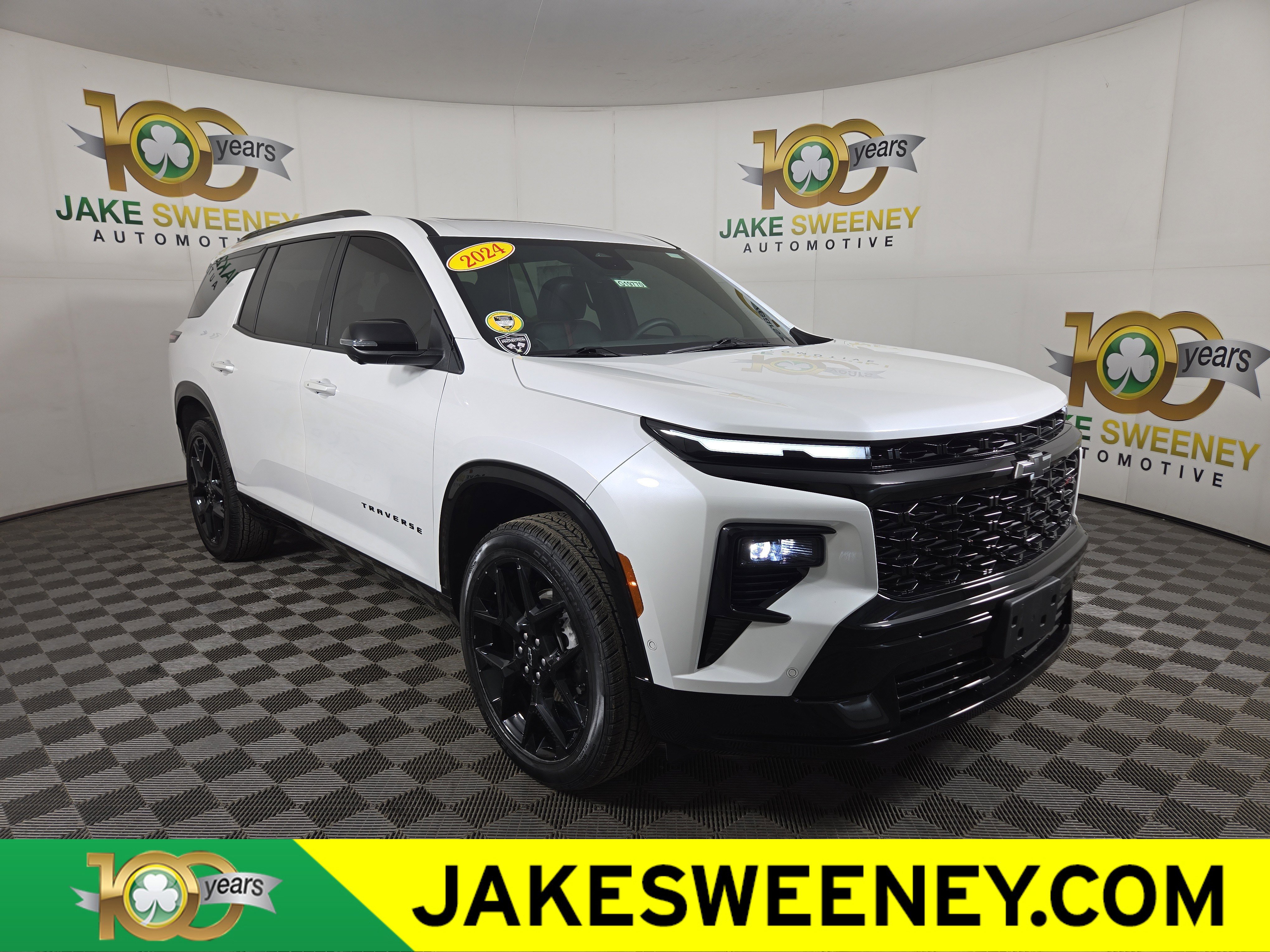 Certified 2024 Chevrolet Traverse RS image 1