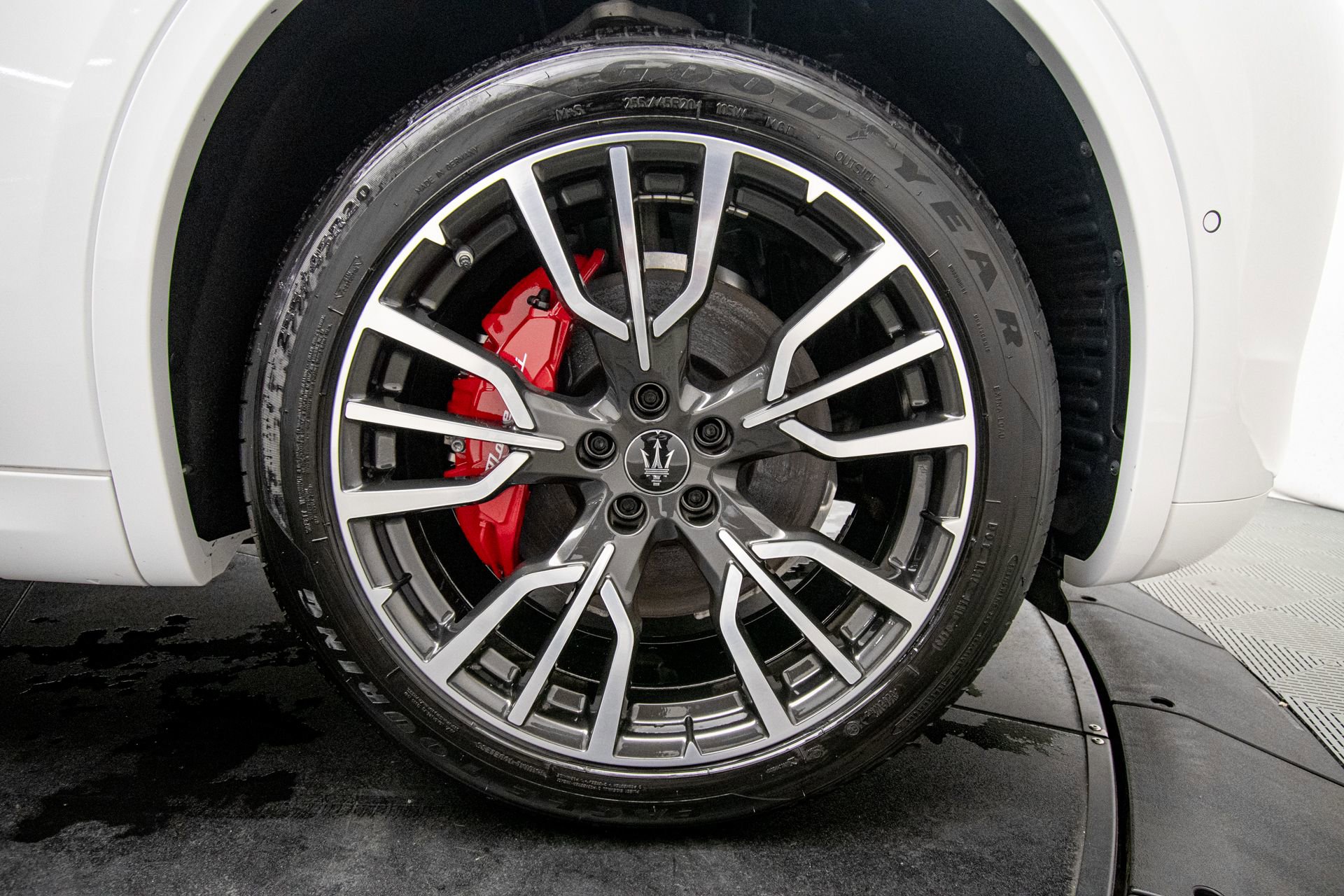 New 2025 Maserati Grecale GT AWD/4WD image 28