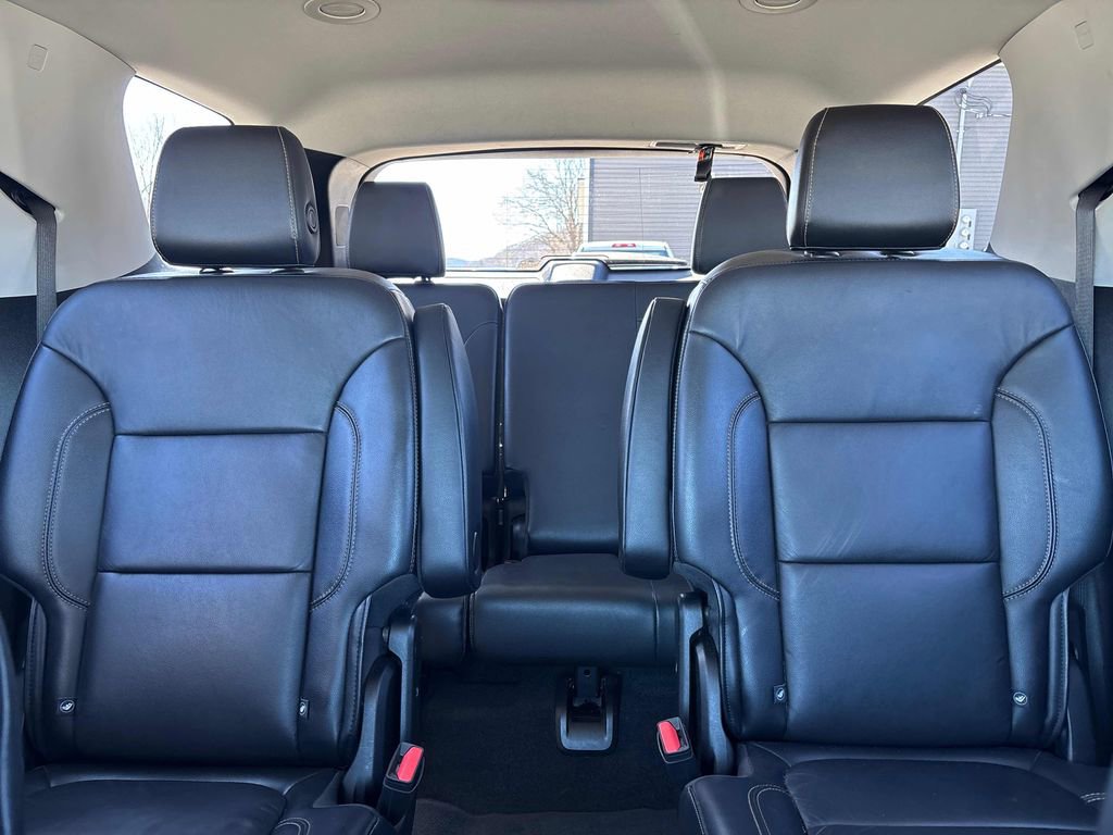 Used 2018 Chevrolet Traverse LT image 21