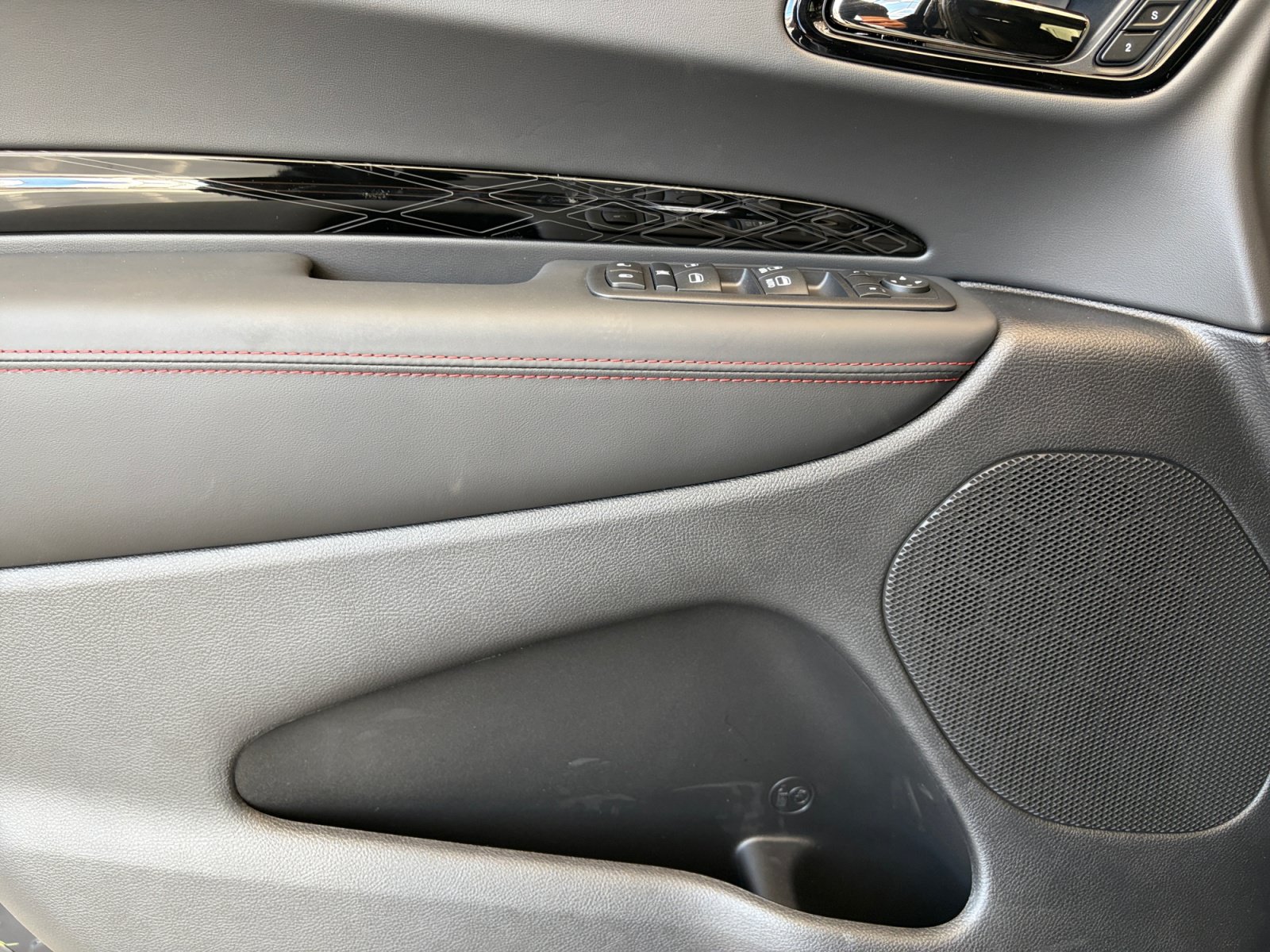 New 2027 Dodge Durango GT AWD/4WD image 14