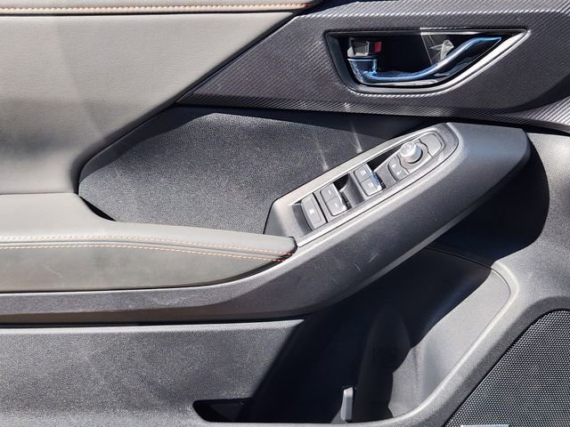 Certified 2025 Subaru Crosstrek 2.5i Limited w/ Crosstrek Mirror Package image 25
