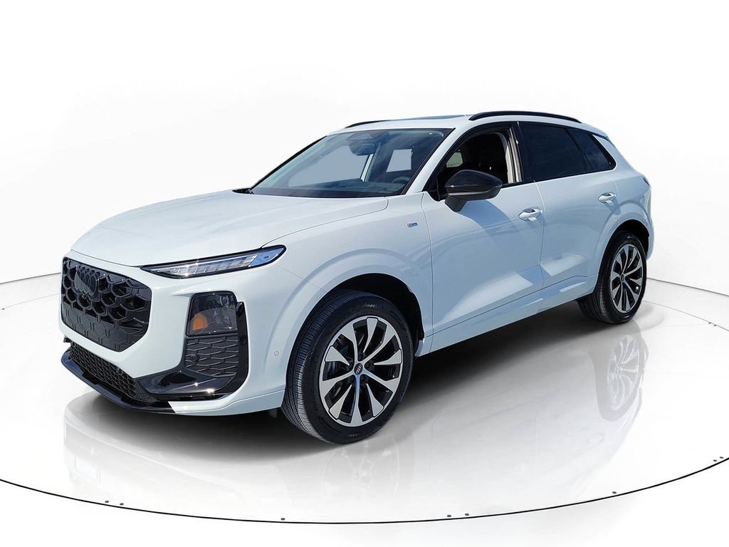 New 2026 Audi Q3 quattro 2.0T AWD/4WD image 2