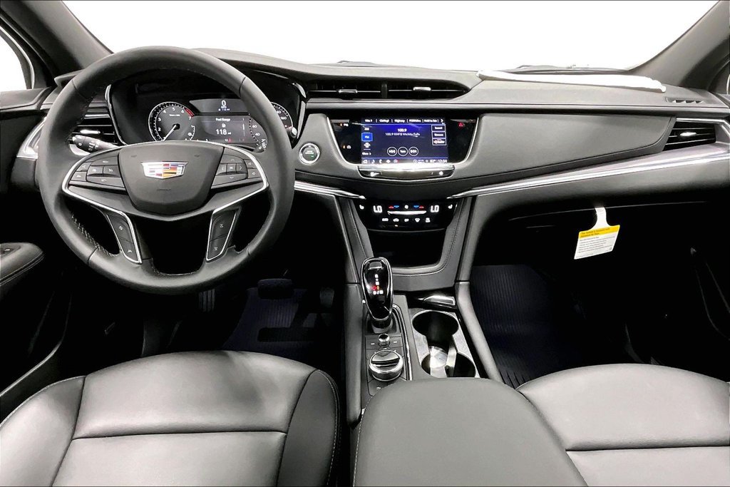 New 2026 Cadillac XT5 Luxury w/ LPO, Floor Liner Package FWD image 6