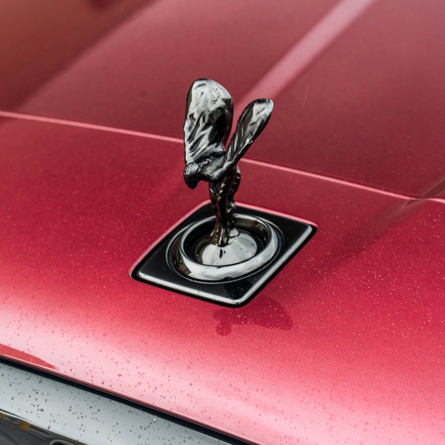 Used 2022 Rolls-Royce Cullinan Black Badge w/ Dark Exterior Package image 18