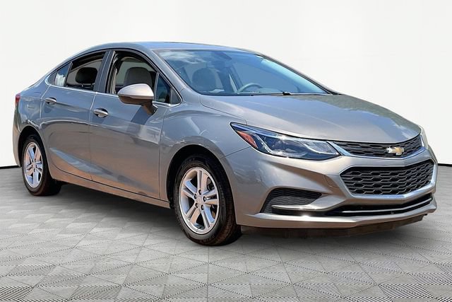 Used 2017 Chevrolet Cruze LT w/ Sun And Sound Package FWD image 1