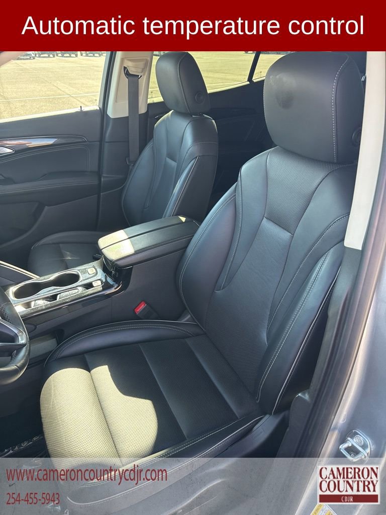 Used 2023 Buick Envision Essence image 9