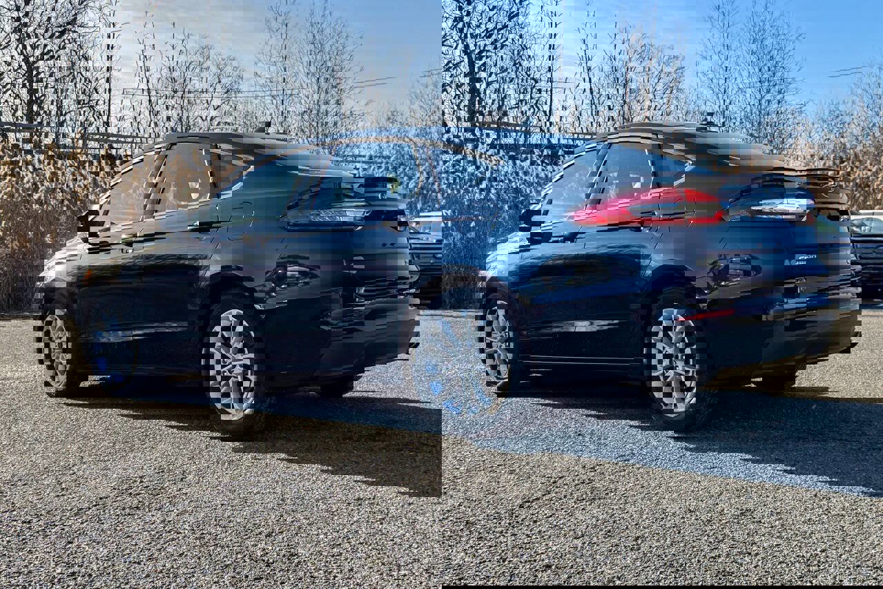 Used 2020 Ford Fusion SE image 5