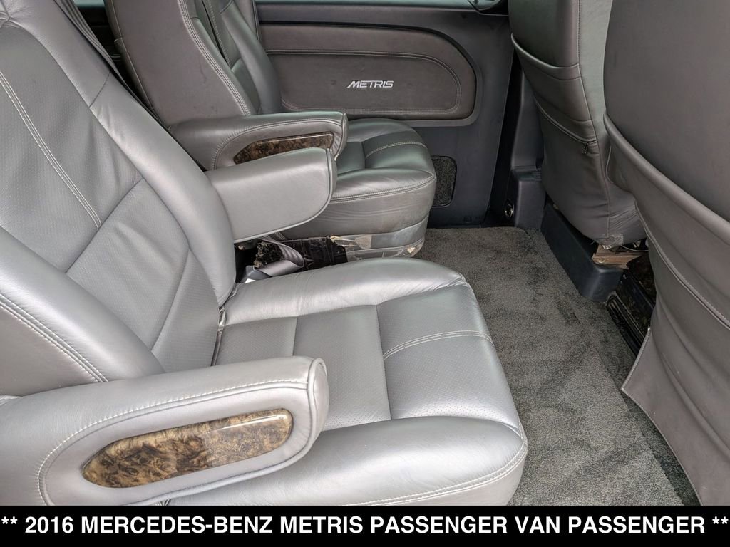 Used 2016 Mercedes-Benz Metris Passenger image 28