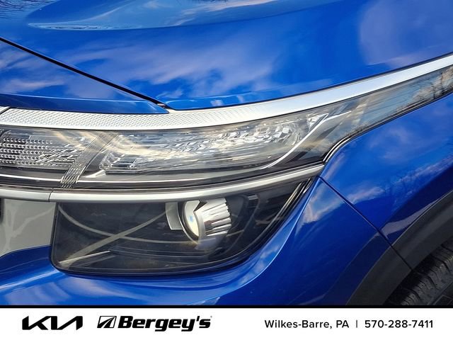 Certified 2024 Kia Seltos LX image 11