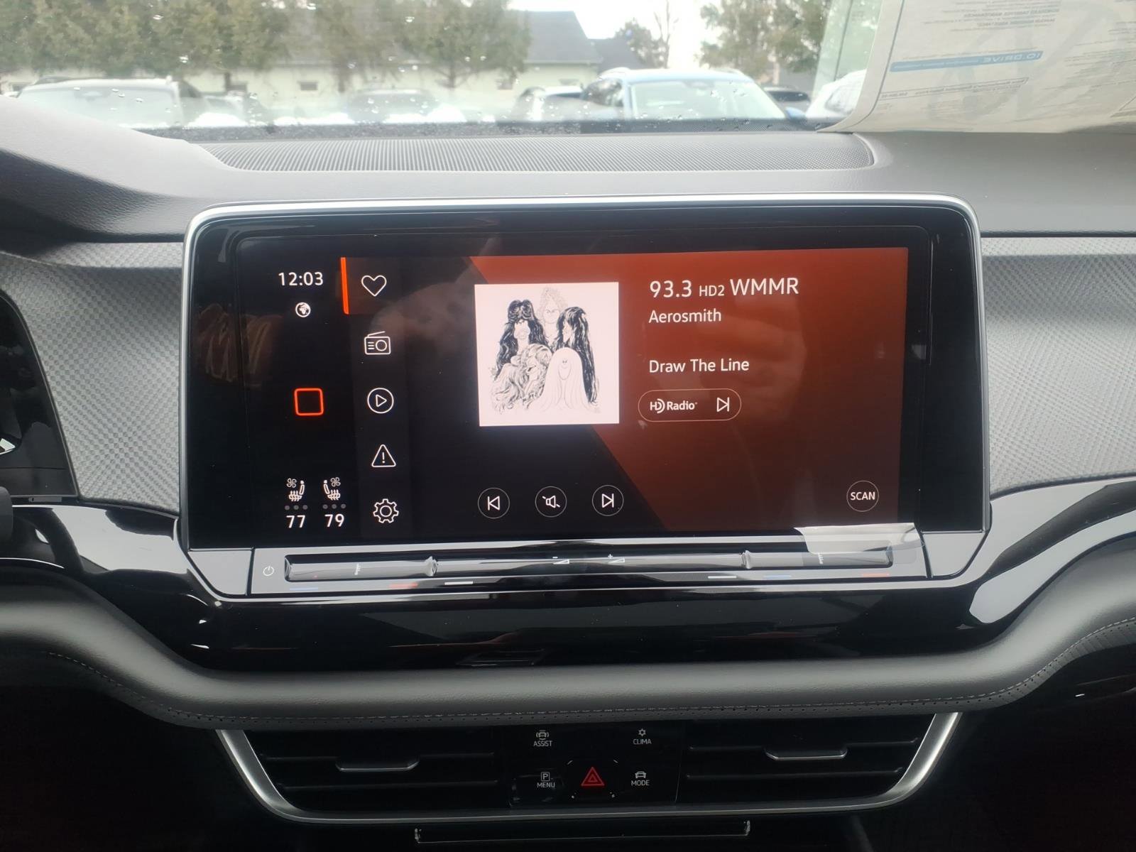 New 2026 Volkswagen Atlas Peak Edition image 14