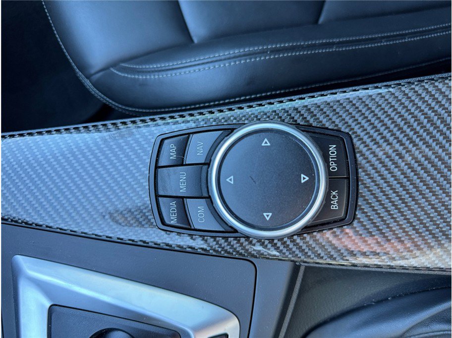 Used 2017 BMW M3 RWD image 18