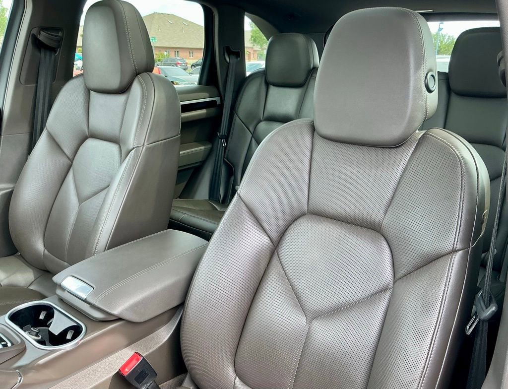 Used 2018 Porsche Cayenne AWD/4WD image 37