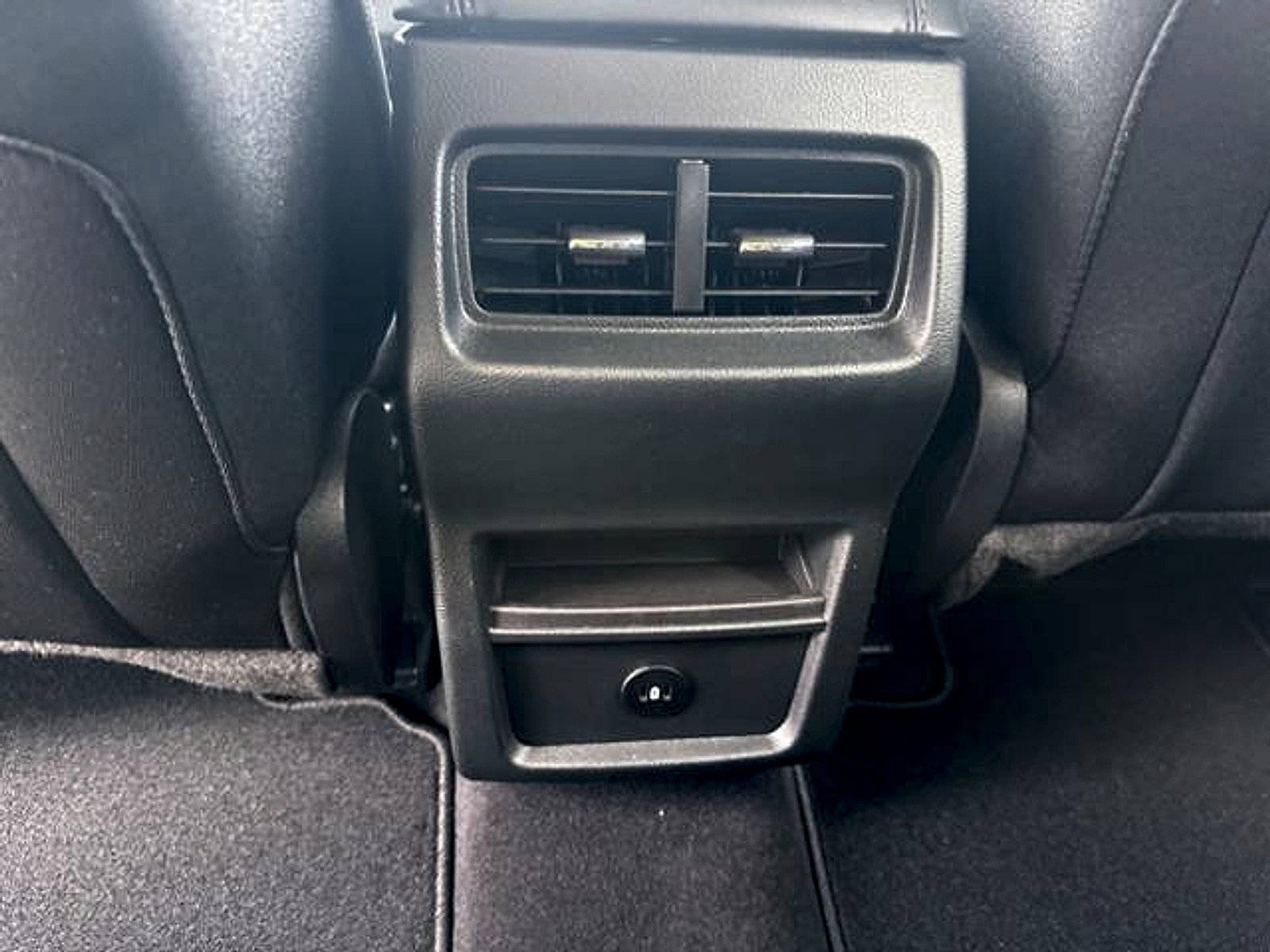 New 2024 Ford Edge SE image 11