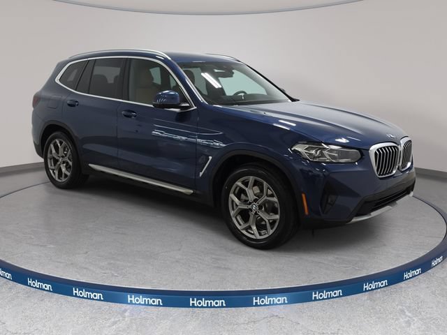 Certified 2024 BMW X3 xDrive30i w/ Premium Package AWD/4WD image 3