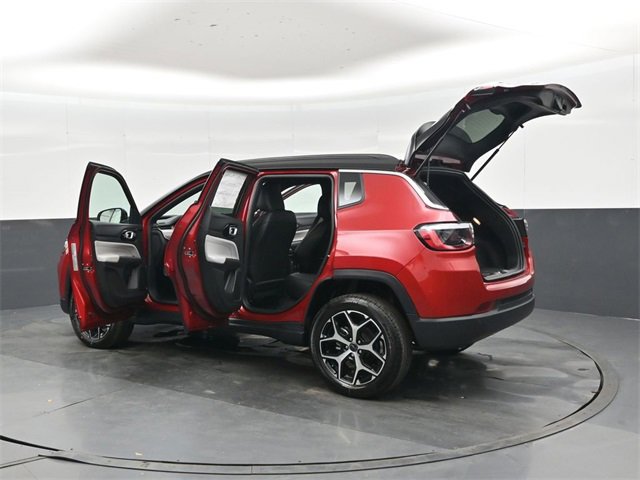 New 2026 Jeep Compass Limited image 46