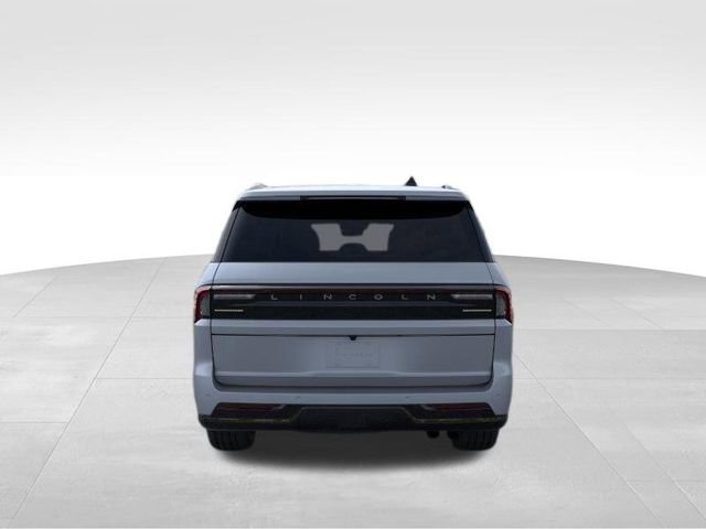 New 2025 Lincoln Navigator L Reserve w/ Jet Appearance Package AWD/4WD image 6