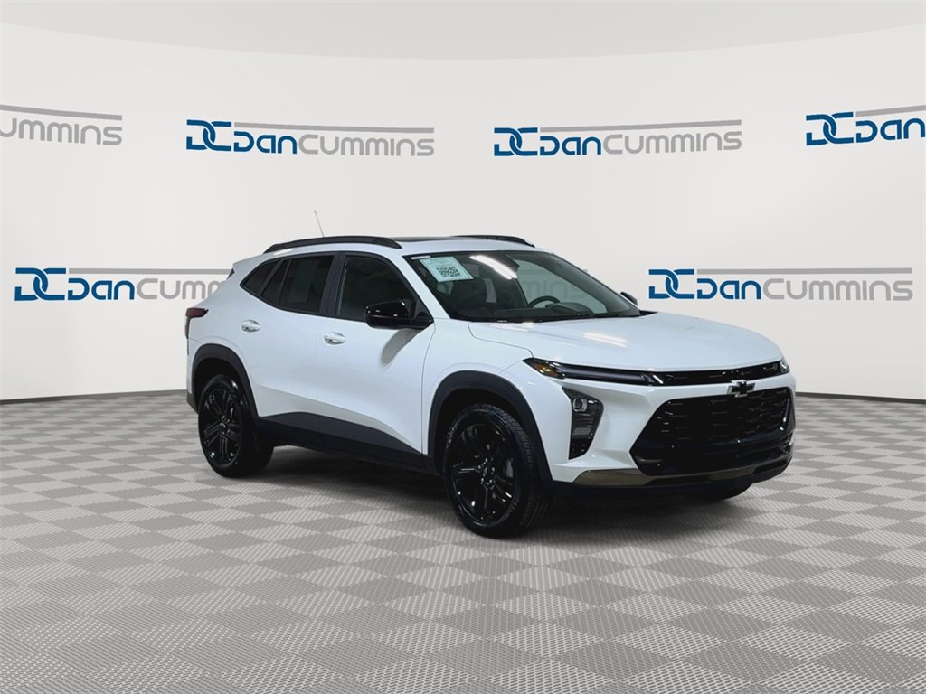 Certified 2026 Chevrolet Trax ACTIV w/ Sunroof Package image 3