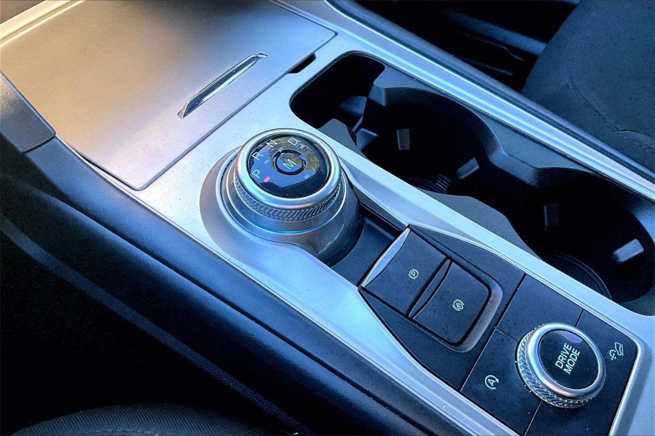 Used 2021 Ford Explorer XLT w/ Class III Trailer Tow Package image 30