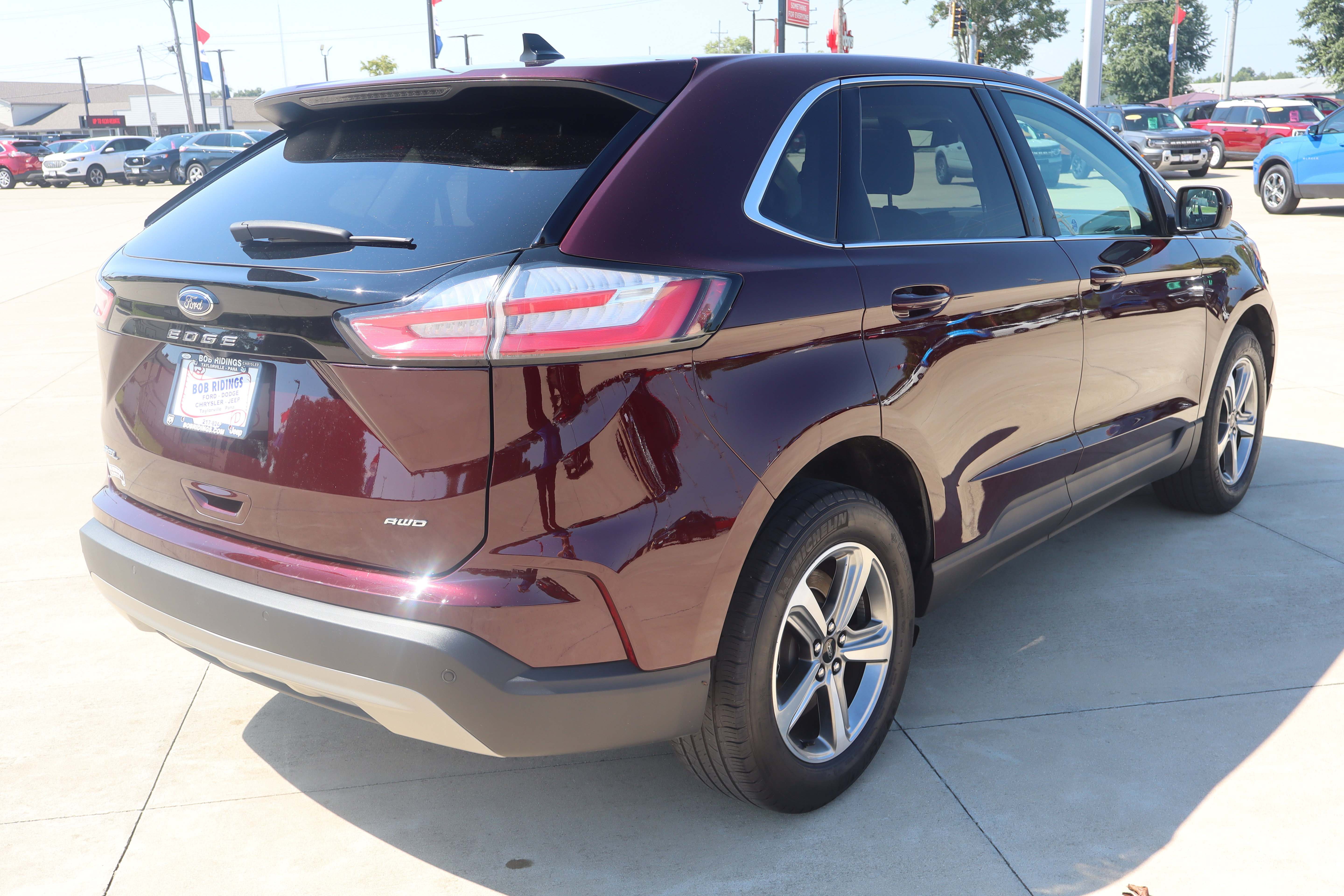 Used 2024 Ford Edge SEL w/ Convenience Package AWD/4WD image 6