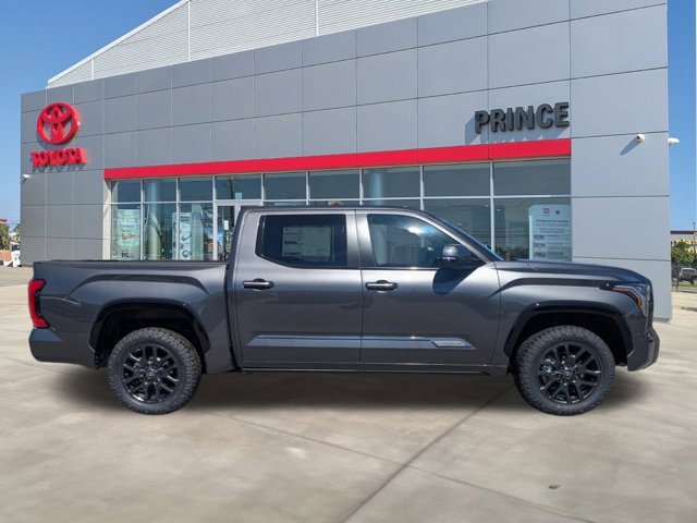 New 2025 Toyota Tundra Platinum image 3