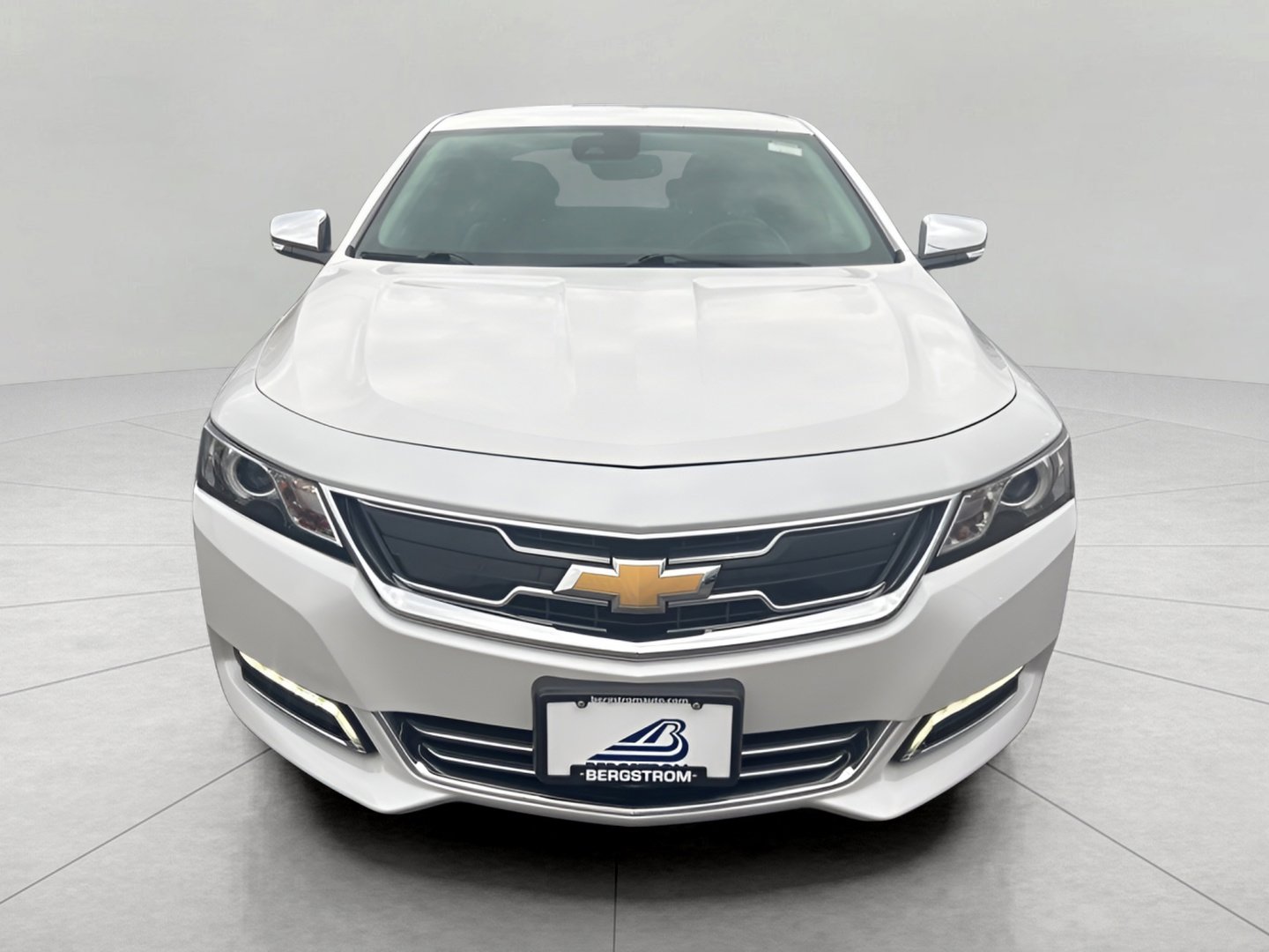 Used 2018 Chevrolet Impala Premier w/ Premier Confidence Package FWD image 9