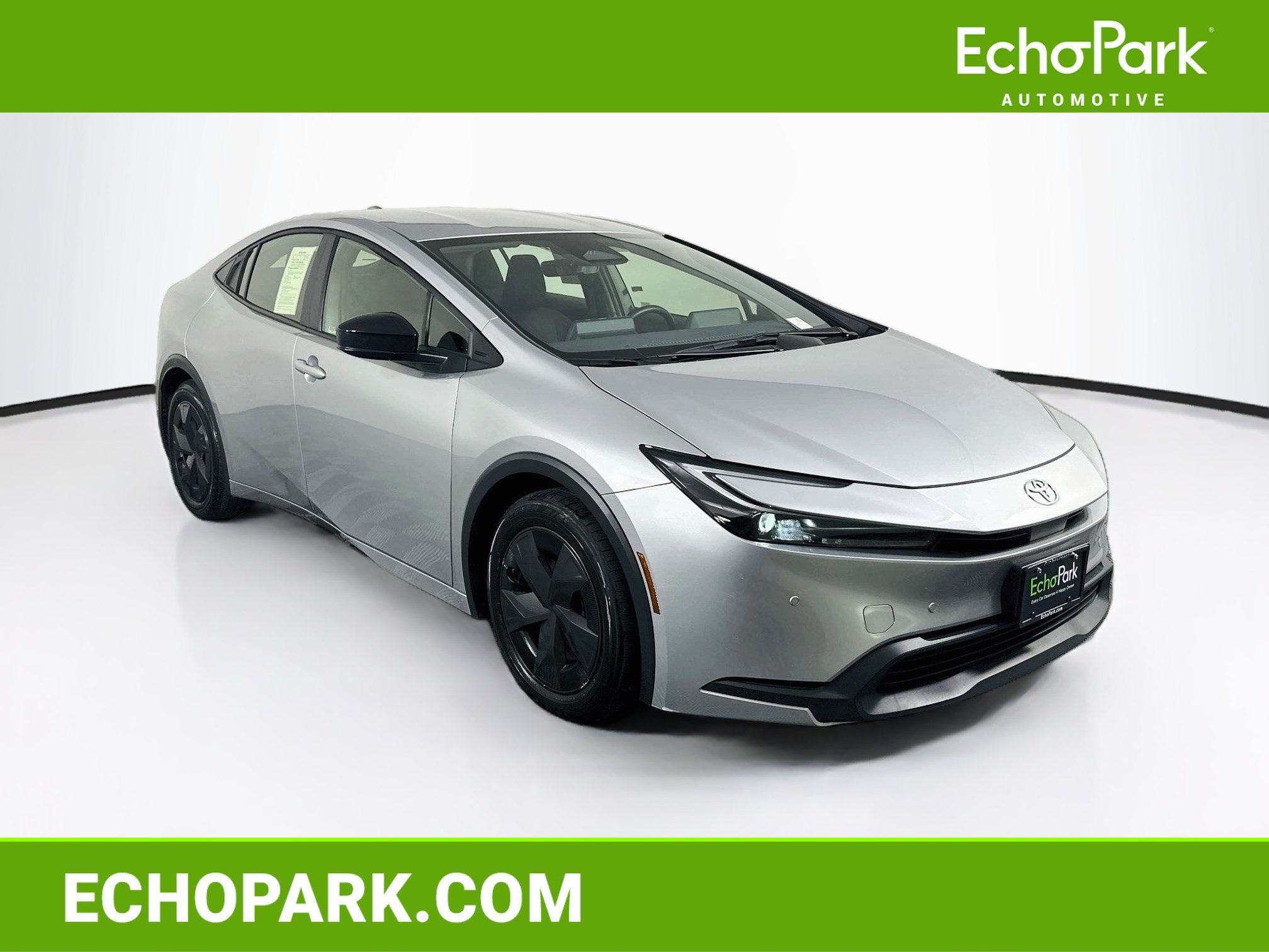 Used 2025 Toyota Prius LE
