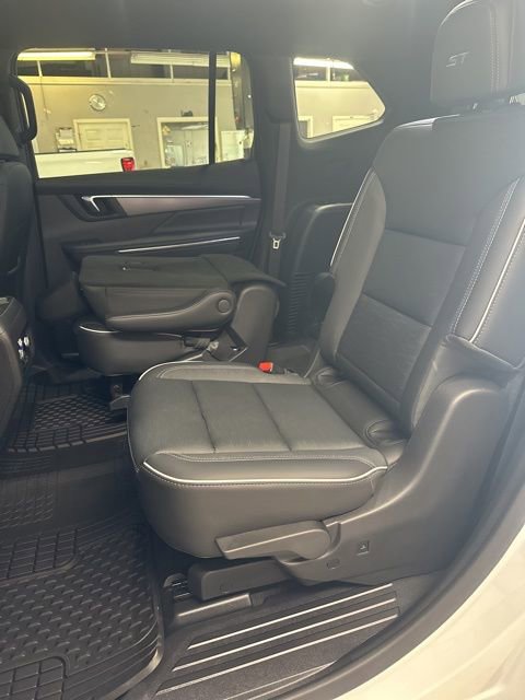 Used 2025 Buick Enclave Sport Touring w/ Power Package image 50