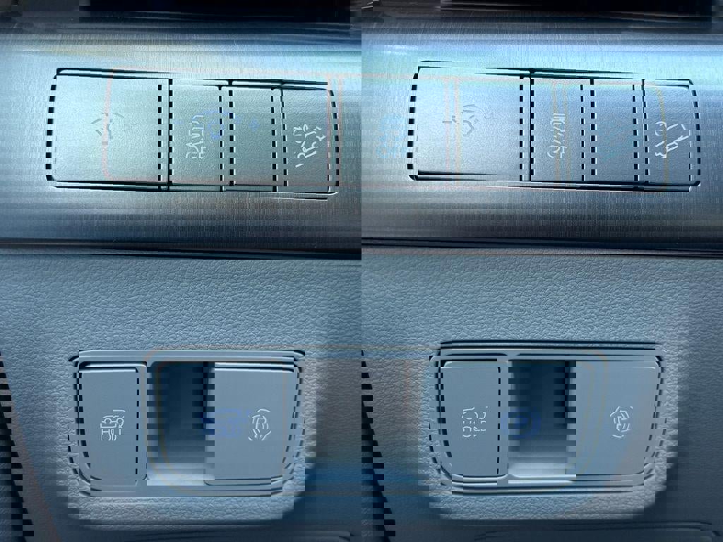 New 2026 Hyundai Kona Limited image 32