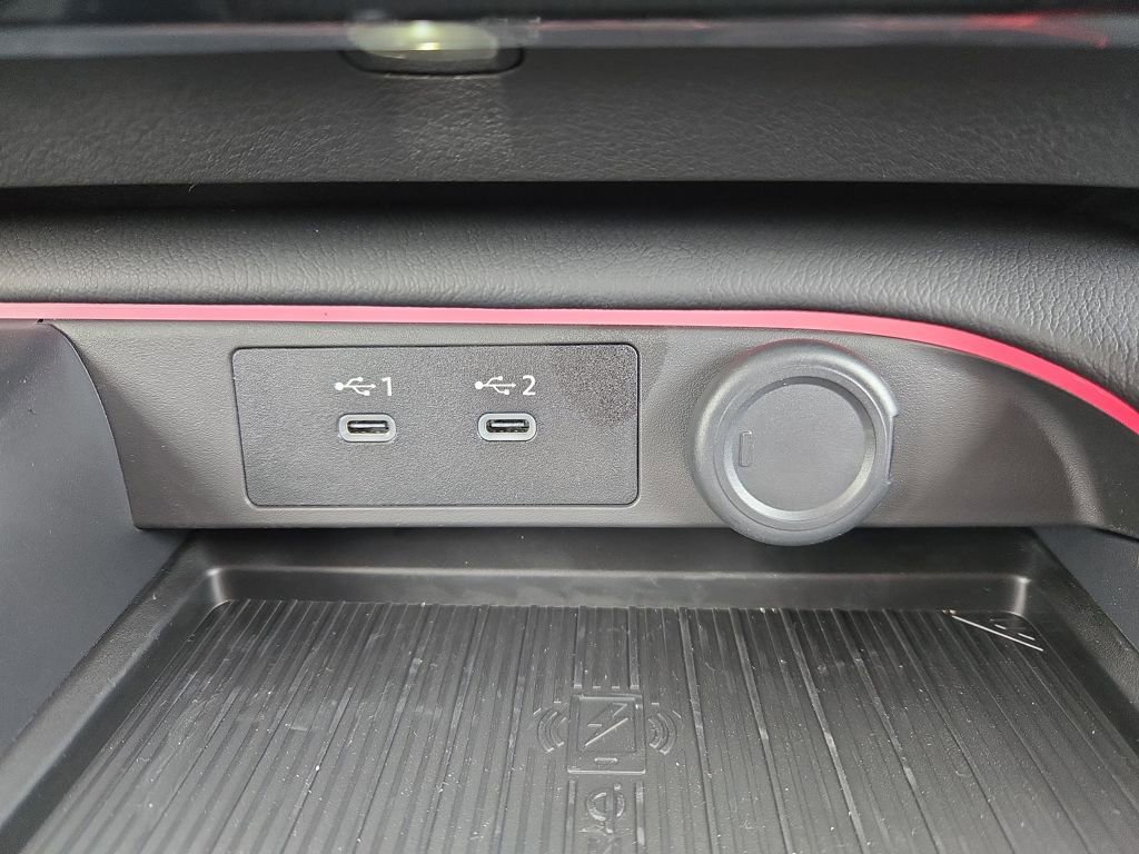 New 2026 Nissan Sentra SR w/ Floor Mat Package FWD image 19