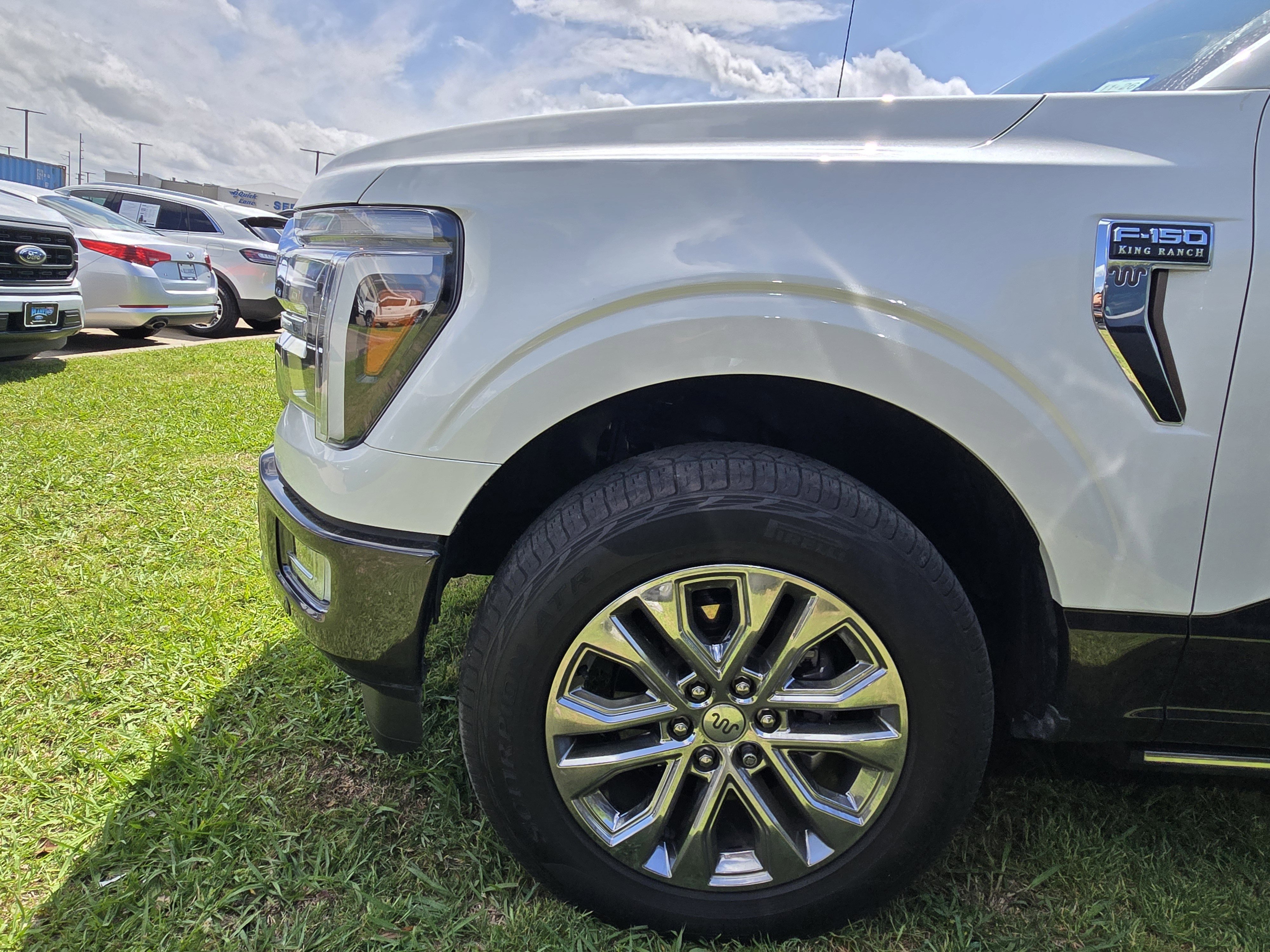 Used 2024 Ford F150 King Ranch w/ FX4 Off-Road Package image 8