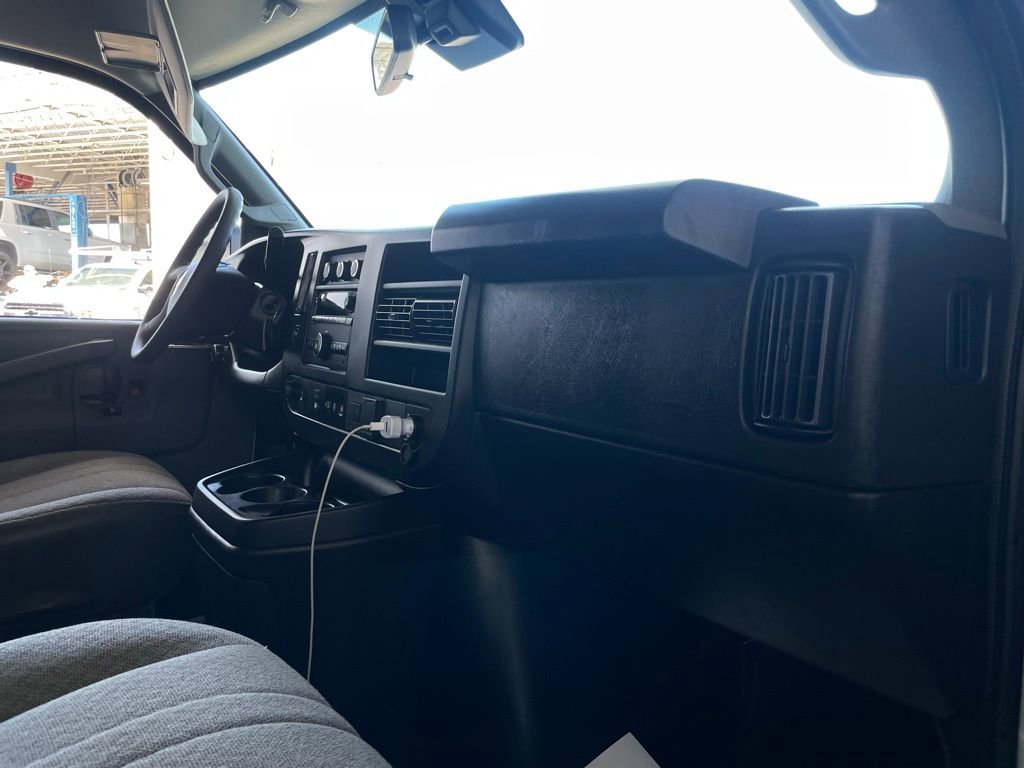 Used 2024 Chevrolet Express 3500 LT w/ LT Preferred Equipment Group image 14