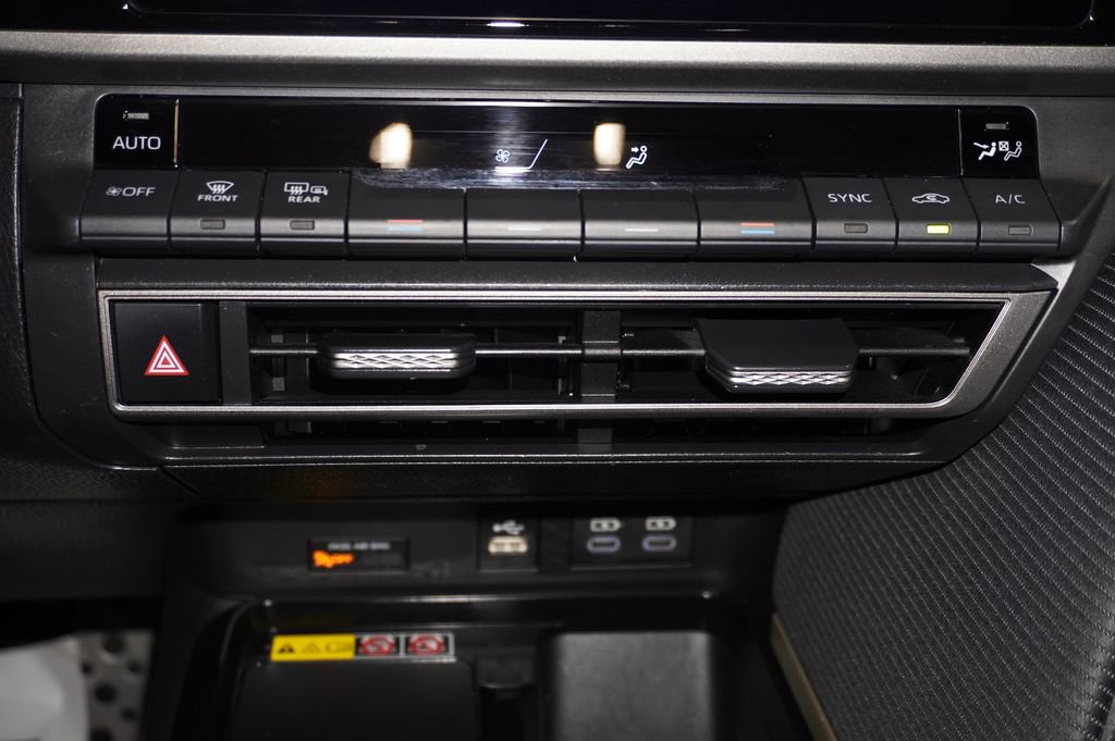 Certified 2025 Toyota Camry SE image 18