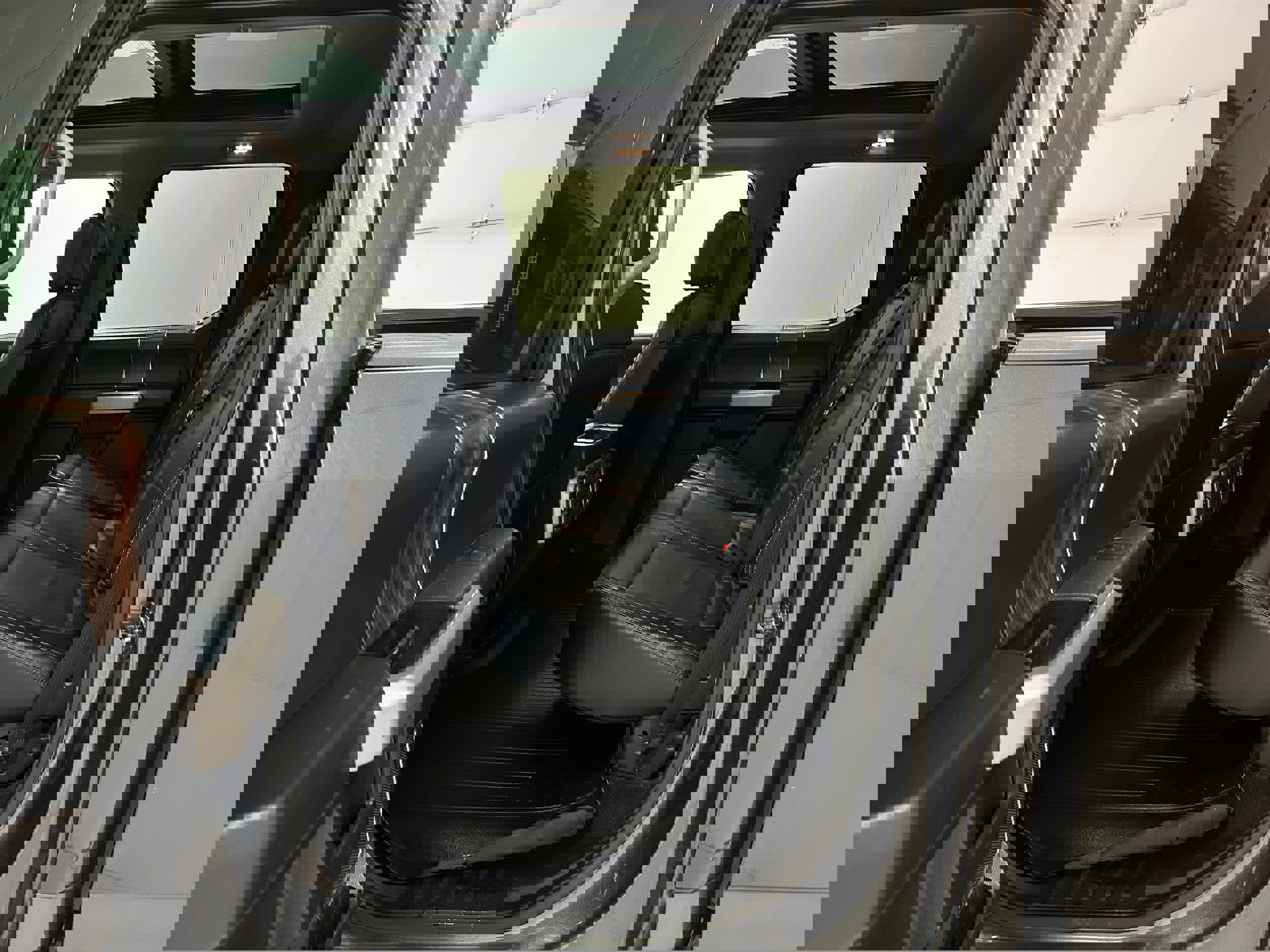 Used 2016 Ford F150 Lariat w/ Equipment Group 502A Luxury image 32