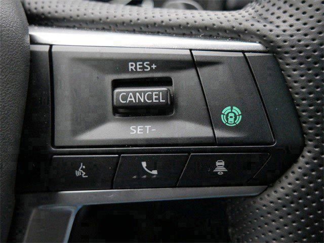 Used 2025 Mitsubishi Outlander SEL image 27