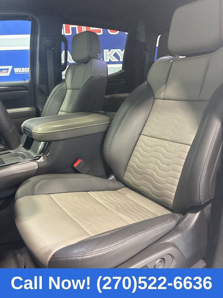Used 2023 Chevrolet Silverado 1500 ZR2 w/ Technology Package image 18