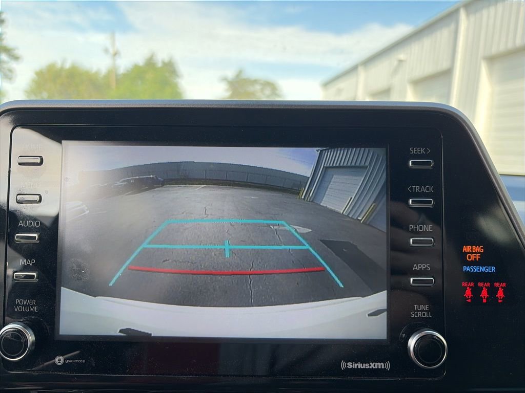 Used 2021 Toyota C-HR LE image 19