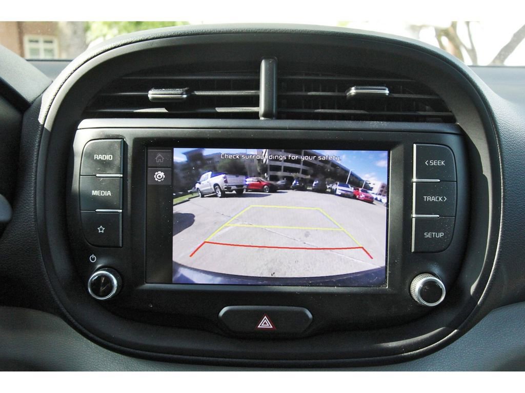 Used 2023 Kia Soul LX w/ LX Technology Package image 27