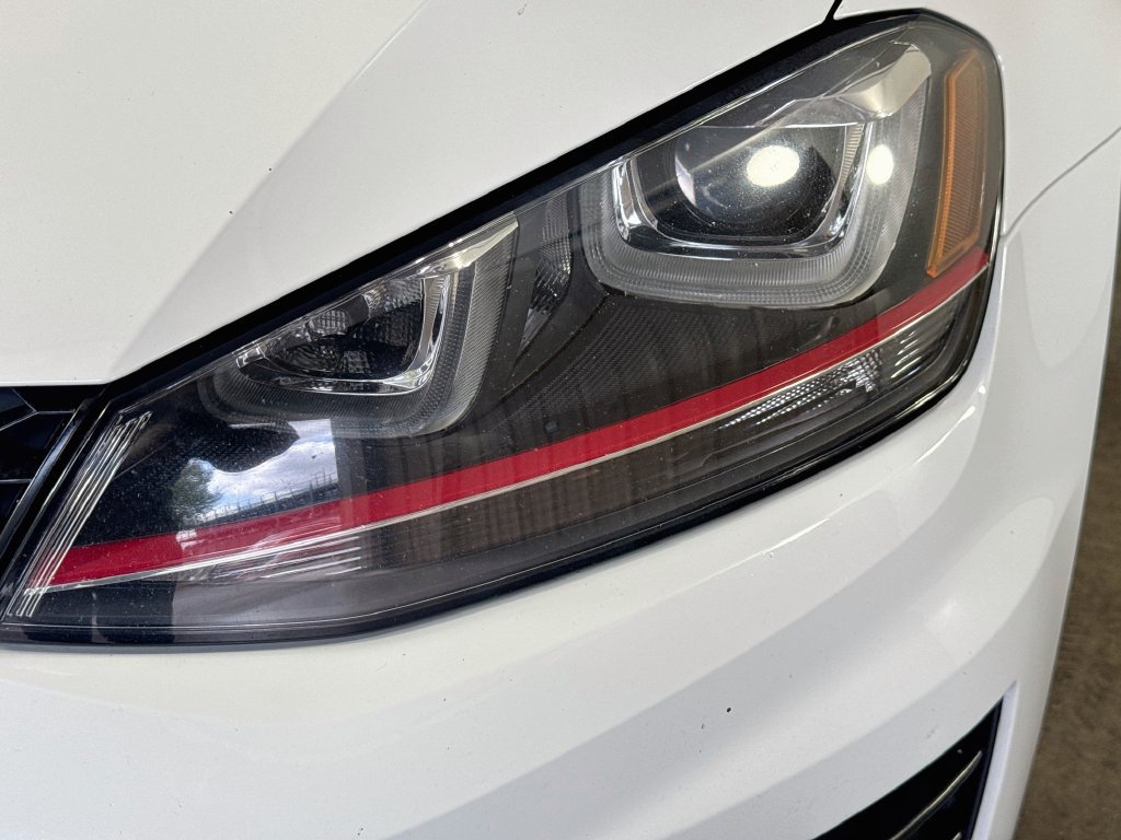 Used 2017 Volkswagen GTI Autobahn FWD image 38