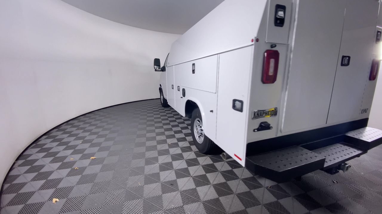 New 2025 Chevrolet Express 3500 w/ Power Convenience Package RWD image 26
